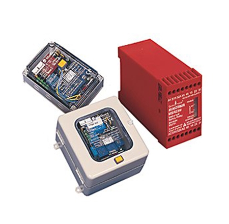 包括兩個常開安全輸出和一個常閉輔助輸出 支持自動/手動、監(jiān)控復(fù)位 電機(jī)電壓可高達(dá) 500V